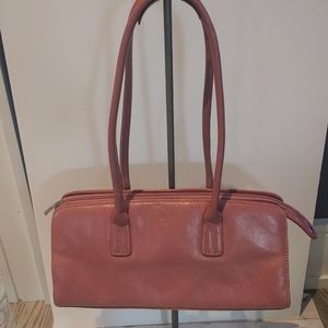 🌺 Genuine leather powder pink color bag by  Baci